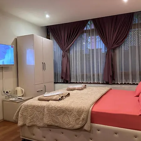 Hotell Mymoon 3*